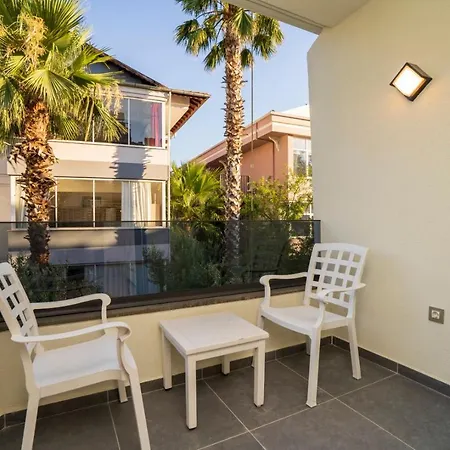 Channel Apartmanhotel