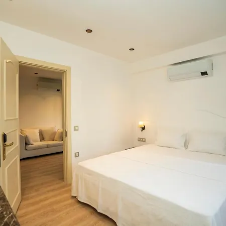 Apartahotel Channel *