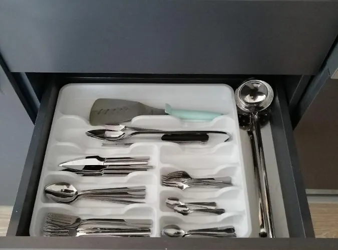 מלון דירות Channel 3*